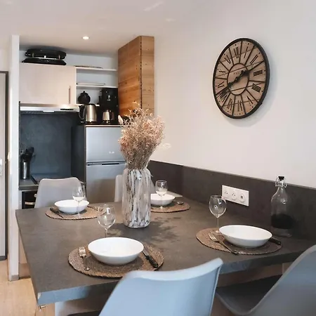 Cosy 4 Pers, 2 Ch, Depart Aux Pieds, Expose Sud, Proche Commerces - Fr-1-545-42 Daire